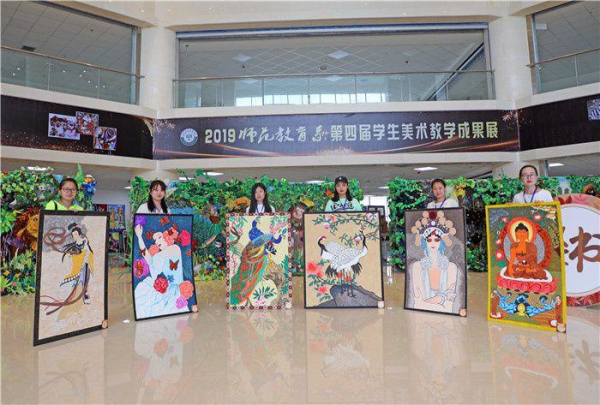 青春赋彩，时代铸魂——从1500余幅毕业生作品看青年艺术创造力的蓬勃生长